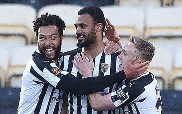 「プスカシュ賞候補」が英で誕生　“スコーピオンボレー”に海外仰天「これはヤバい」