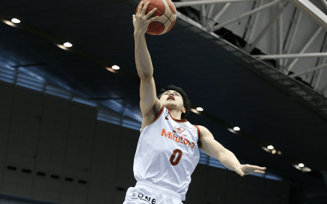 藤井祐眞の“決勝弾”で劇的決着、川崎ブレイブサンダースが横浜ビー・コルセアーズとの接戦を制す