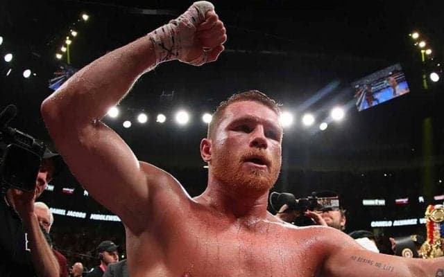 圧勝カネロ、ガードの間抜く右ストレートに米感嘆「爆弾のよう」「簡単に倒した」