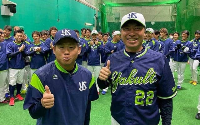 ヤクルト加入の田口が合流、“打倒・巨人”を宣言　「連覇を阻止したい」