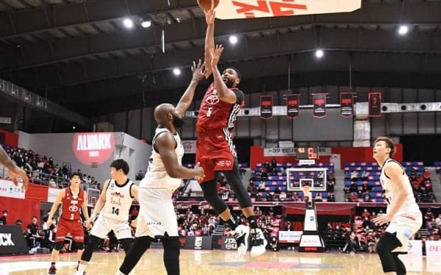 アルバルク東京、両エースの不在をチーム力でカバーして富山グラウジーズに勝利