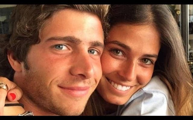 S・ロベルトを支える美人妻...新婚旅行は日本へ【バルサ選手WAGs紹介】