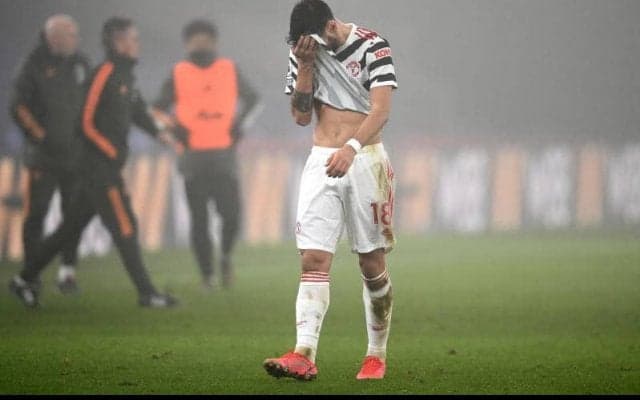 「ユナイテッドの選手たちはブルーノのレベルに追いつかなければ」元イングランド代表FWが辛口コメント