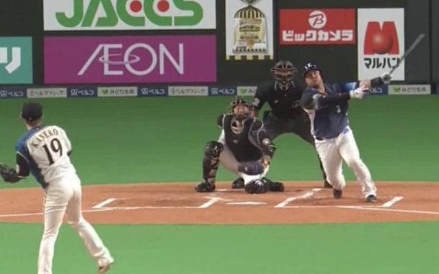 「変態飛距離」「うそwコレで入るの!?」　西武山川の“凡フライ風”衝撃3ラン