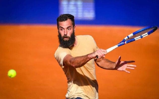 「テニス界の恥だ」試合を放棄した\"やる気ゼロの酷いダブルフォルト\"に批判