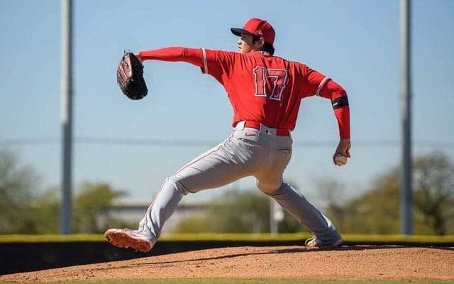 【MLB】大谷翔平、今季初の実戦登板で最速161キロ　初回ピンチも3奪三振無失点