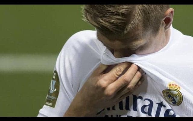 クロース エジル批判で自身も批判浴びる「ナチスと呼ばれた」