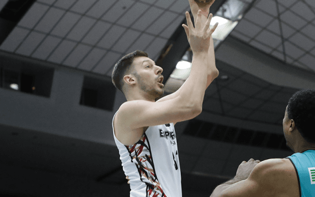 三遠ネオフェニックスが今季10勝目を獲得、イェロヴァツが30得点10リバウンドの“ダブルダブル”