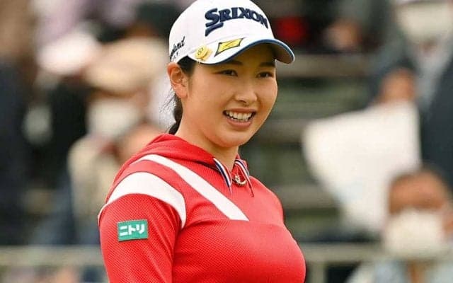 小祝さくらの体に変化？　2打差3位のV争いもマイペース「お腹に肉がついた感じある」