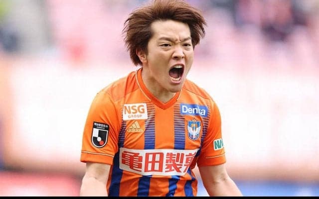 本間退場の新潟が高木弾で開幕連勝！ ミスも重なった磐田は連敗発進【明治安田J2第2節】