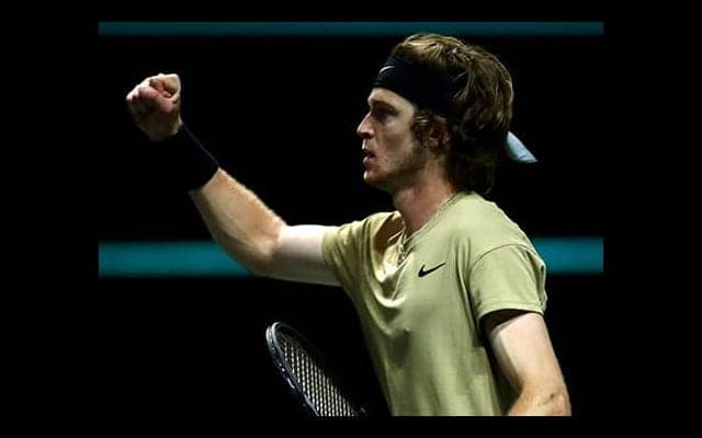  ルブレフ、キャリア8勝目王手 