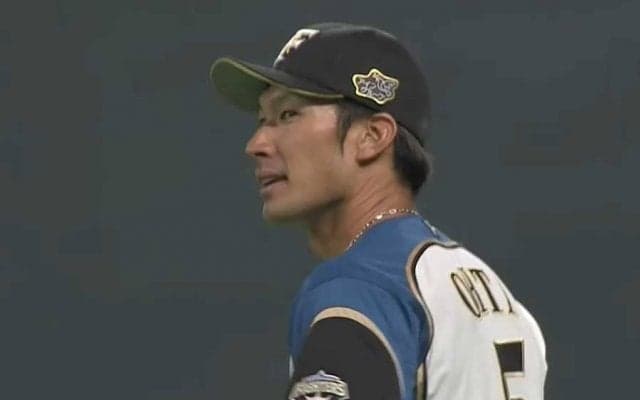 「文句なし」「肩強すぎ」　日ハム大田、古巣へ放った圧巻レーザービームに球場沸く