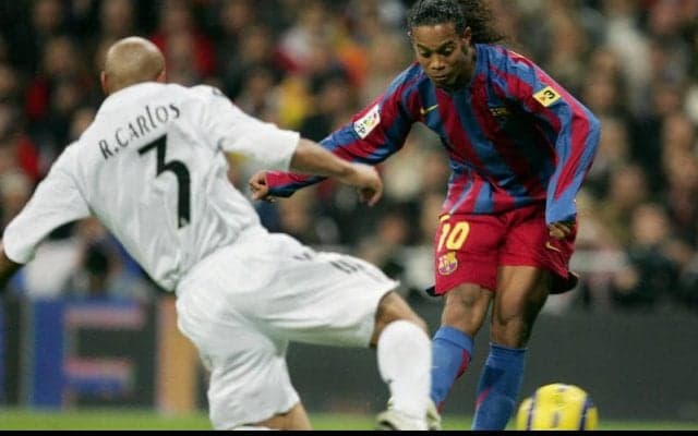 “ベルナベウの奇跡”…！敵地でスタンディングオベーション、ロナウジーニョが伝説となった圧巻ゴール/2005-06【スーパーゴール図鑑/バルセロナ編】