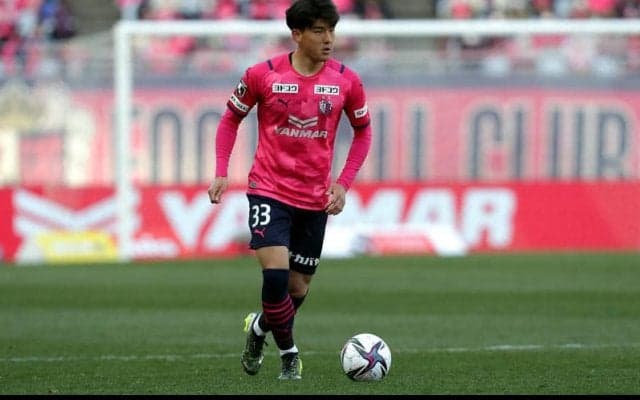 【2022年カタールへ期待の選手vol.65】対人の強さに絶対的自信を持つ19歳のCB。冨安や板倉ら欧州組の間に割って入れるか？/西尾隆矢（セレッソ大阪／DF）