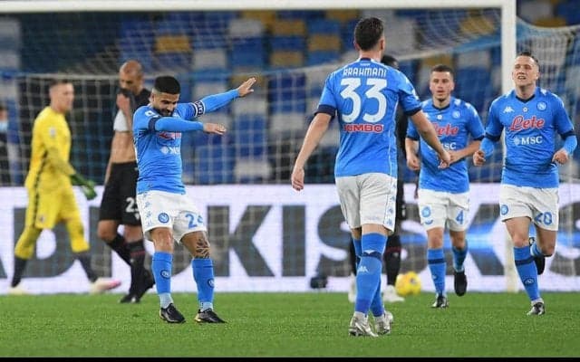 インシーニェのドッピエッタでナポリが冨安欠場のボローニャに勝利《セリエA》