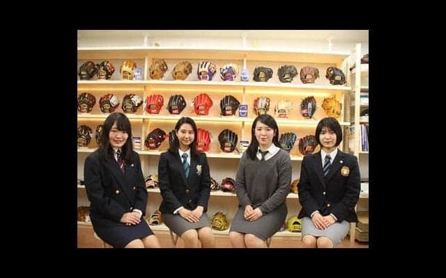 野球部に残る女子マネへの偏見。選手との会話で感じた男女平等への課題