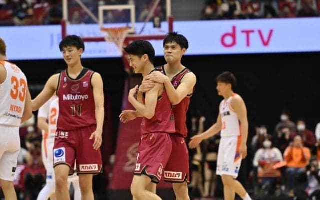 待望のホームデビューを飾った川崎の米須玲音「最後のホームゲームでは出たい思いもあった」