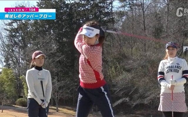 体幹を意識して右重心キープ！飛ばしのアッパーブロー