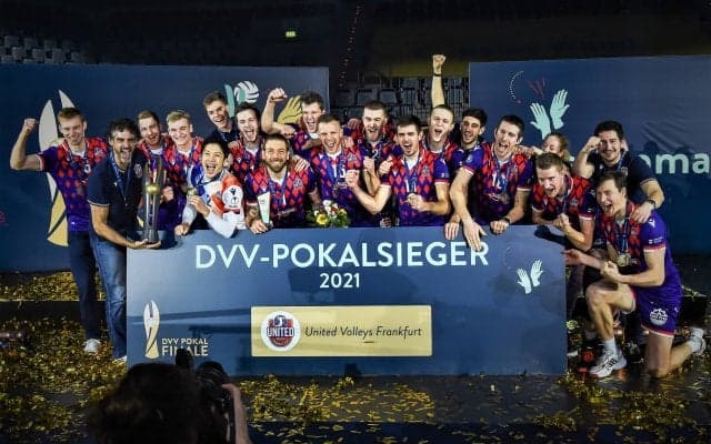 井手智が所属するフランクフルトがドイツ・カップ戦で優勝