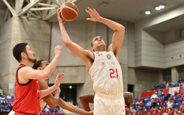 第26節のベストオブタフショット…1位は勝利を決めたエドワーズのアリウープ