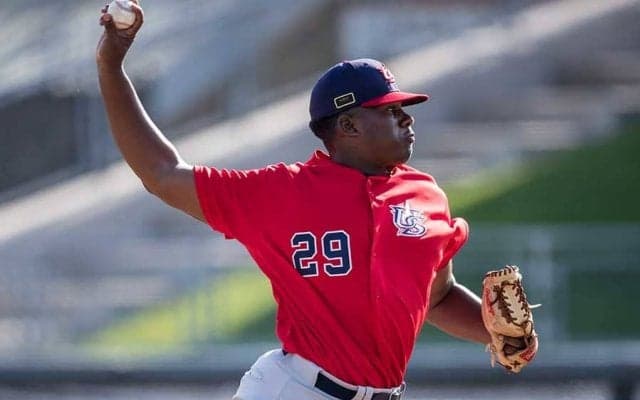 MLBドラ1確実　21歳大学生右腕、直球と軌道差なしの“急降下スライダー”に米注目