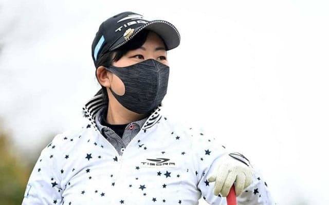 福島出身・武尾咲希が「67」で首位　震災から10年「元気を届けられるプレーがしたい」