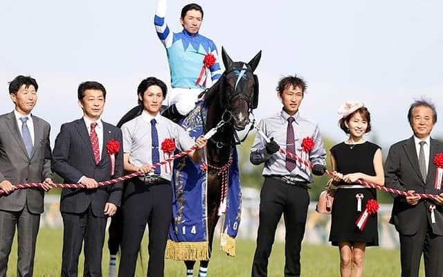 【JRA】初出走予定だったヴィルシーナの娘ディヴィーナが出走取消/日曜中京4R・3歳未勝利