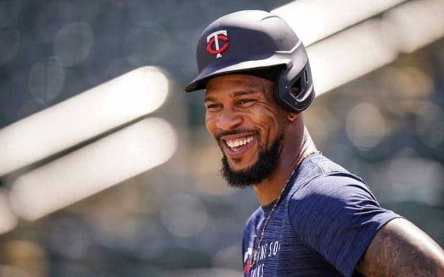 【MLB】奇妙なキャンプ離脱者が続出　ステーキ食べて歯が欠ける、豆の缶開けて指損傷