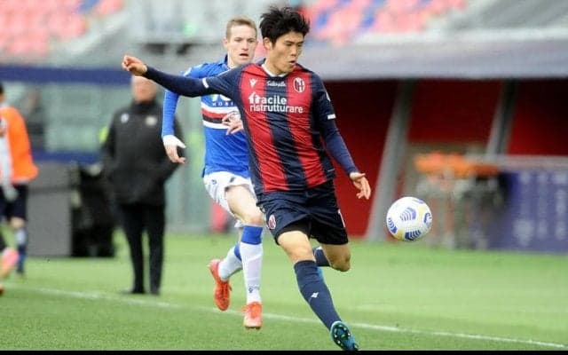 冨安vs吉田の日本人対決は冨安に軍配！3ゴールのボローニャが3試合ぶり勝利《セリエA》