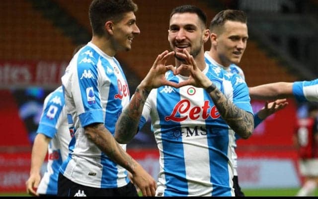 ナポリがミランに競り勝つ、首位インテル独走態勢に《セリエA》