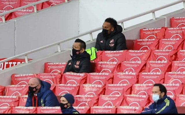 トッテナム戦不出場で不貞腐れ？オーバメヤン、試合後わずか23分でスタジアムを後に