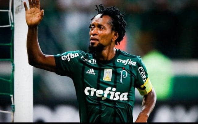 これが46歳の肉体なのか!? バイエルンやブラジル代表で活躍したゼ・ロベルトがボディビルダーに転身？