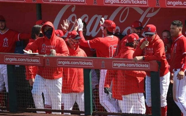 【MLB】大谷翔平がCY賞ビーバー撃ち141M弾　米メディア衝撃「またバックスクリーン越えた」