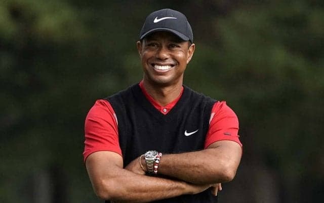 ウッズが退院報告　交通事故の重傷から3週間、自宅療養へ「日々強くなっていきたい」