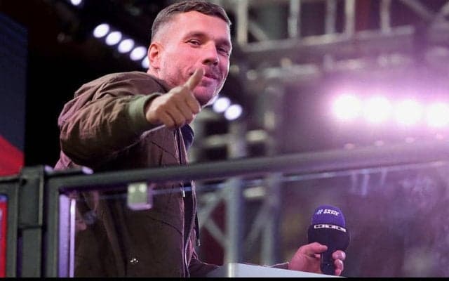 すでにオファーも届くポドルスキ、今夏の移籍を明言「僕と家族が快適だと感じる必要がある」