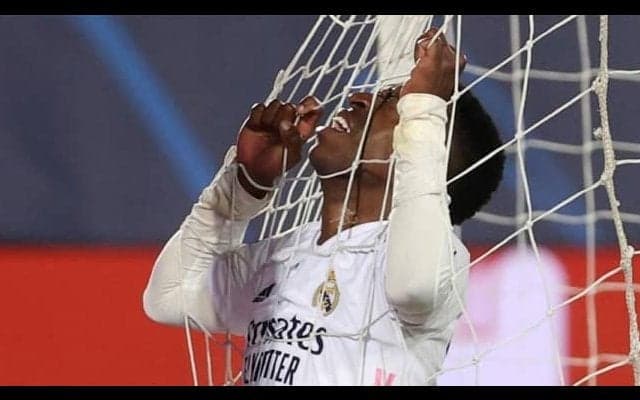 勝利に貢献するも決定機を逃したヴィニシウス「わずかな差で...」