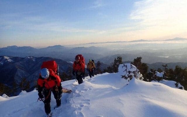 連続登頂はならず　決算合宿でリベンジへ／冬山合宿
