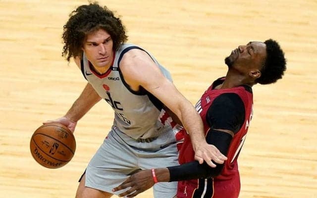 【NBA】親日家ロペス、ギャップ満点“ジブリTシャツ”で登場　ファン歓喜「サイズ気になる笑」