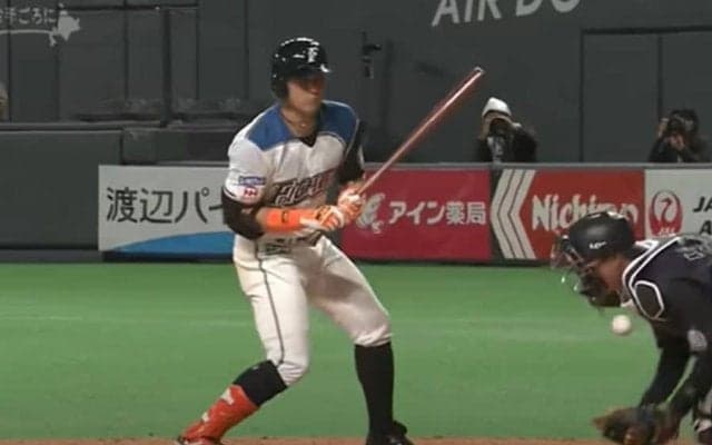 「当たってないだけで笑いをとる男」　日本ハム杉谷が“死球疑惑”に見せた対応は？