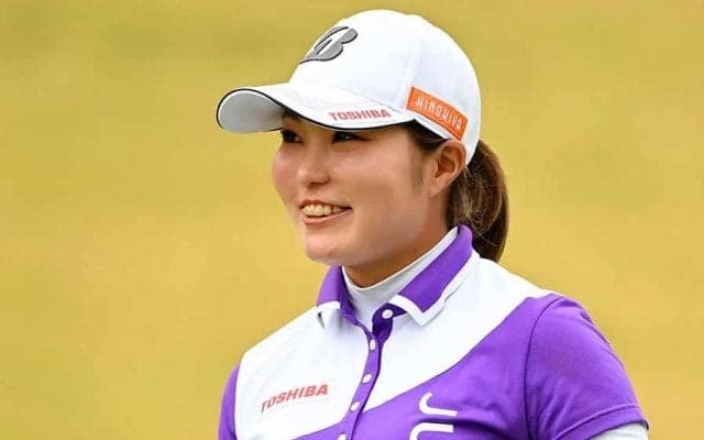 22歳高橋彩華が単独首位　会心イーグルで「64」爆発「これはついたわ、と見てたら…」