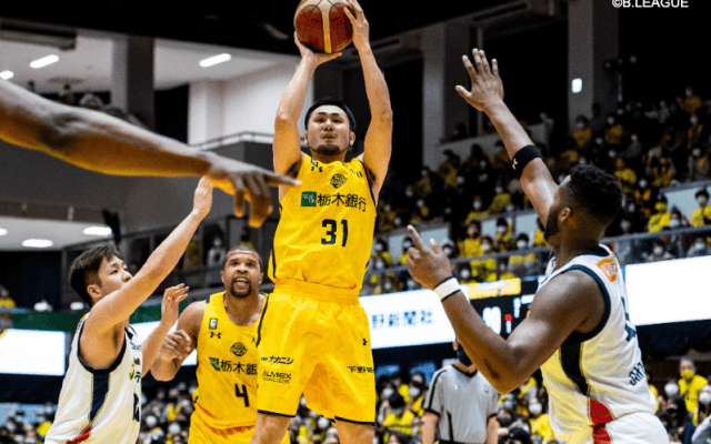 宇都宮が横浜をホームで退け5連勝、ベンチスタートの比江島と喜多川が攻守に活躍