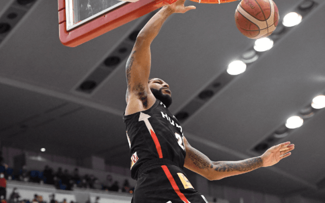 大阪が北海道に競り勝ち5連勝、ニュービルが27得点と攻撃をけん引