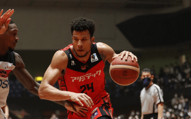 第1Qで大量リードを奪った三遠が秋田を撃破、イェロヴァツとハントで計41得点