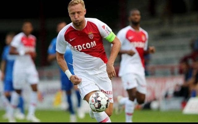 大型DFが叩き込んだドンピシャボレー！完璧なミートでネットを揺らす/2016-17【インクレディブル・ゴールズ】