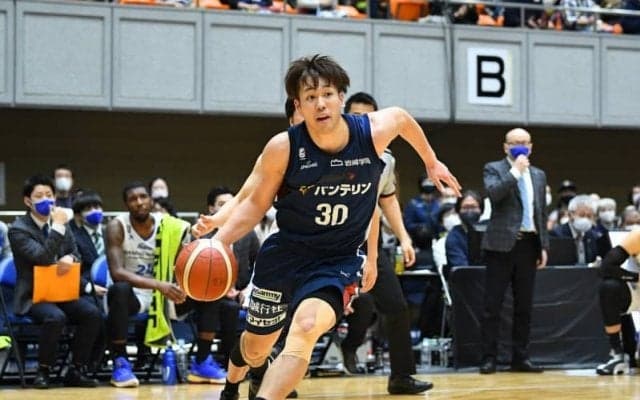 横浜が須藤昂矢の負傷について発表、頭部打撲で川崎戦は様子を見て出場を判断