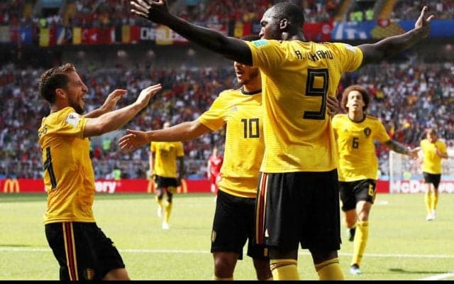 先輩が後輩を煽る？ベルギー人初のセリエA100ゴール達成のメルテンスがメッセージ「急いで、ルカク」