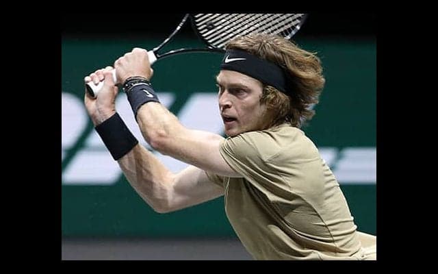  ルブレフ 躍進理由は「恐怖心」 