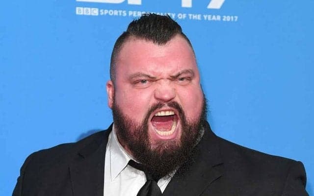 子どもの頭部級!?　世界最強の男“デカすぎる力こぶ”が反響拡大「君はモンスターだ」