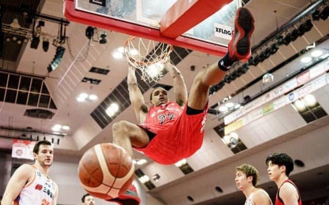 千葉が100点ゲームで新潟に大勝、サイズがBリーグキャリアハイとなる22リバウンド