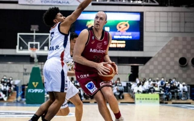 川崎が100点ゲームで横浜を撃破…ファジーカスがトリプルダブルを達成